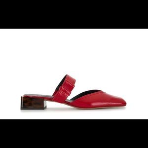 square-toe patent pumps made in Spain